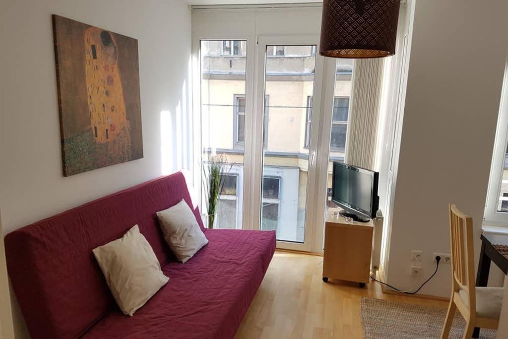 וינה Bright Apartment In Hip & High Quality Neighborhood מראה חיצוני תמונה