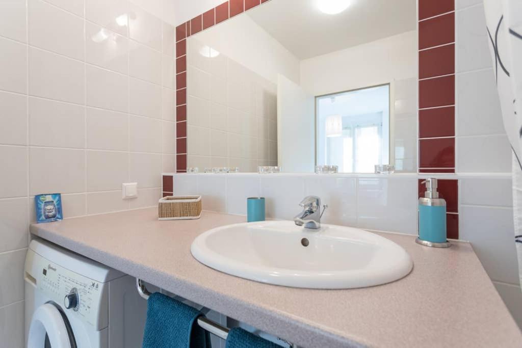 וינה Bright Apartment In Hip & High Quality Neighborhood מראה חיצוני תמונה