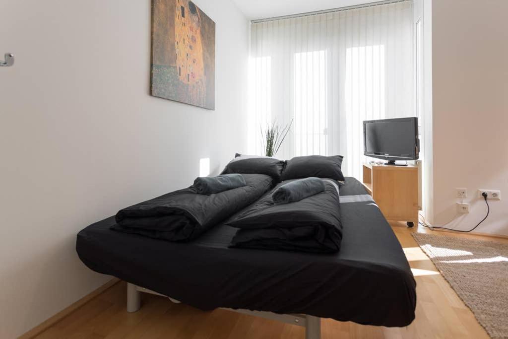 וינה Bright Apartment In Hip & High Quality Neighborhood מראה חיצוני תמונה