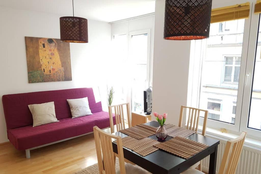 וינה Bright Apartment In Hip & High Quality Neighborhood מראה חיצוני תמונה