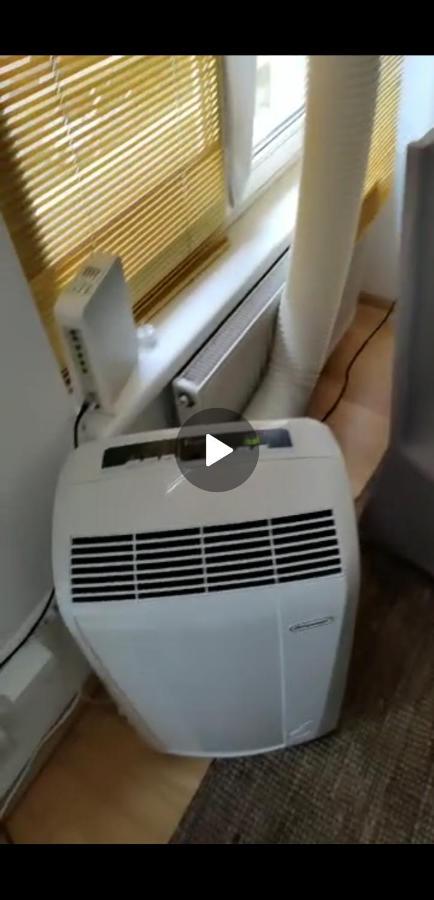וינה Bright Apartment In Hip & High Quality Neighborhood מראה חיצוני תמונה